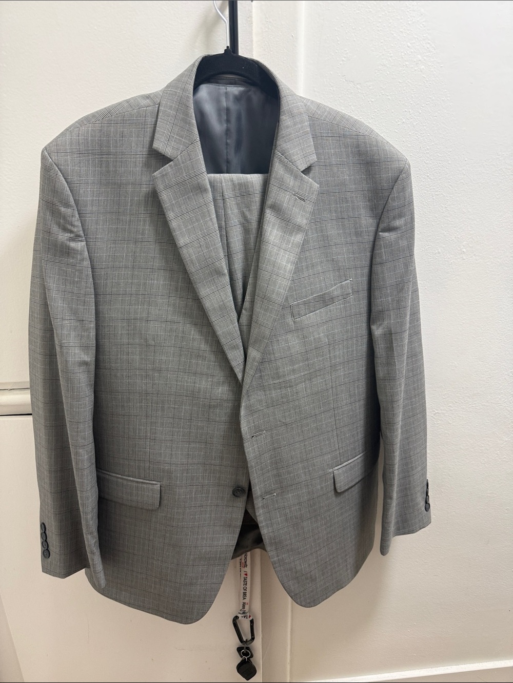 Perry Ellis Light Gray Plaid Suit Jacket Size 46-R